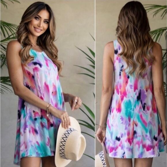 Women's Lightweight A-Line Mini Shift Flowy Swing Dress with Pockets in Tie Dye - Picture 11 of 12